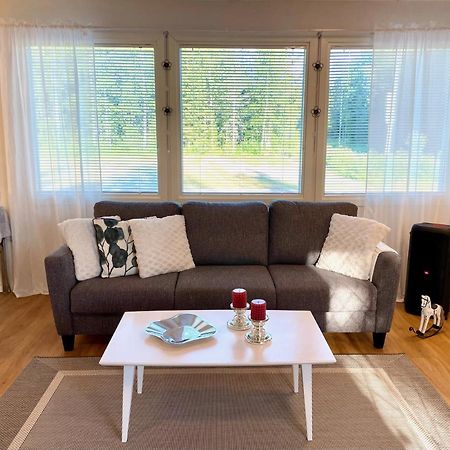 Cozy Renovated House With A Lot Of Parking Space. Хапаранда Екстериор снимка