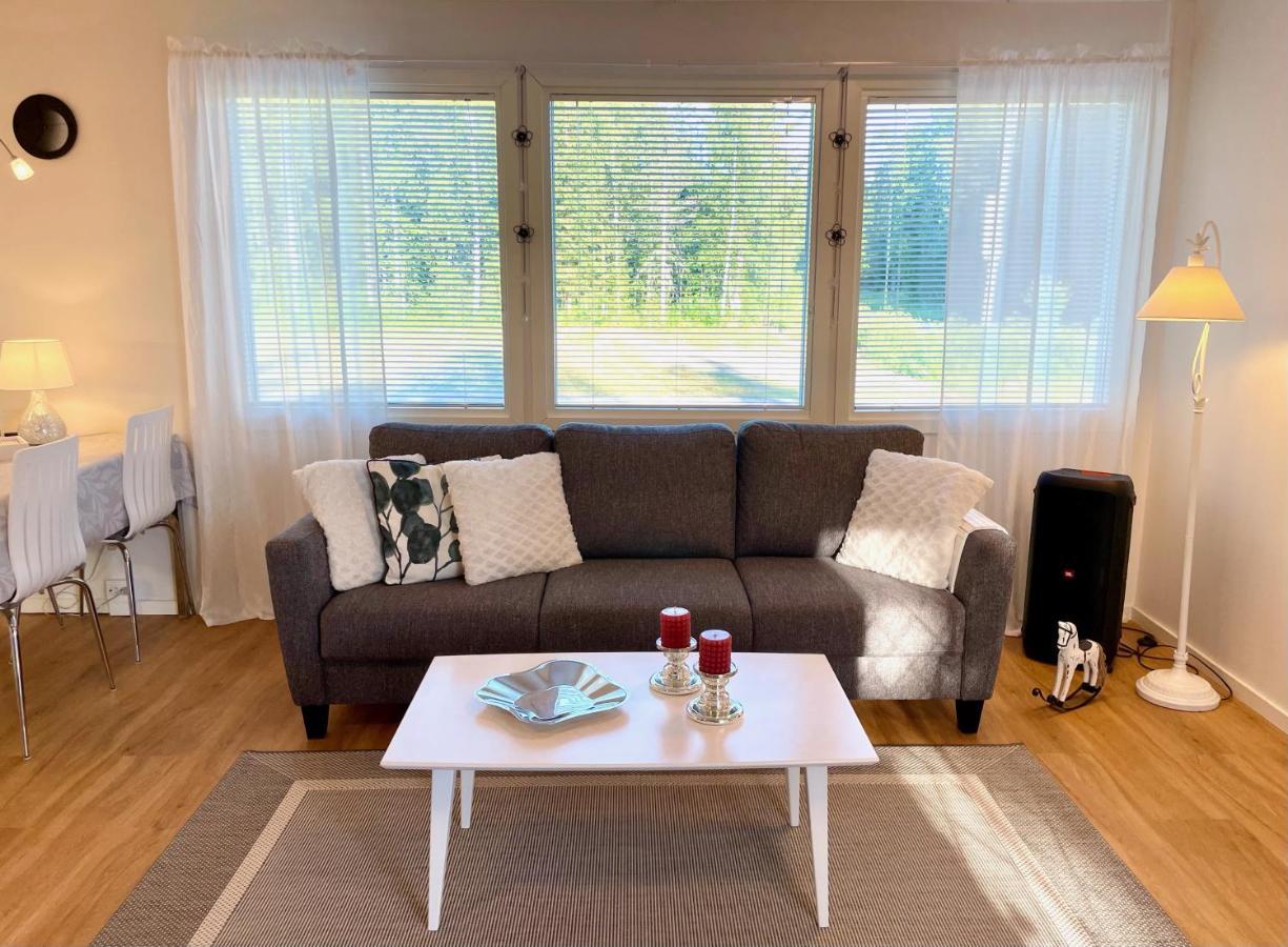 Cozy Renovated House With A Lot Of Parking Space. Хапаранда Екстериор снимка