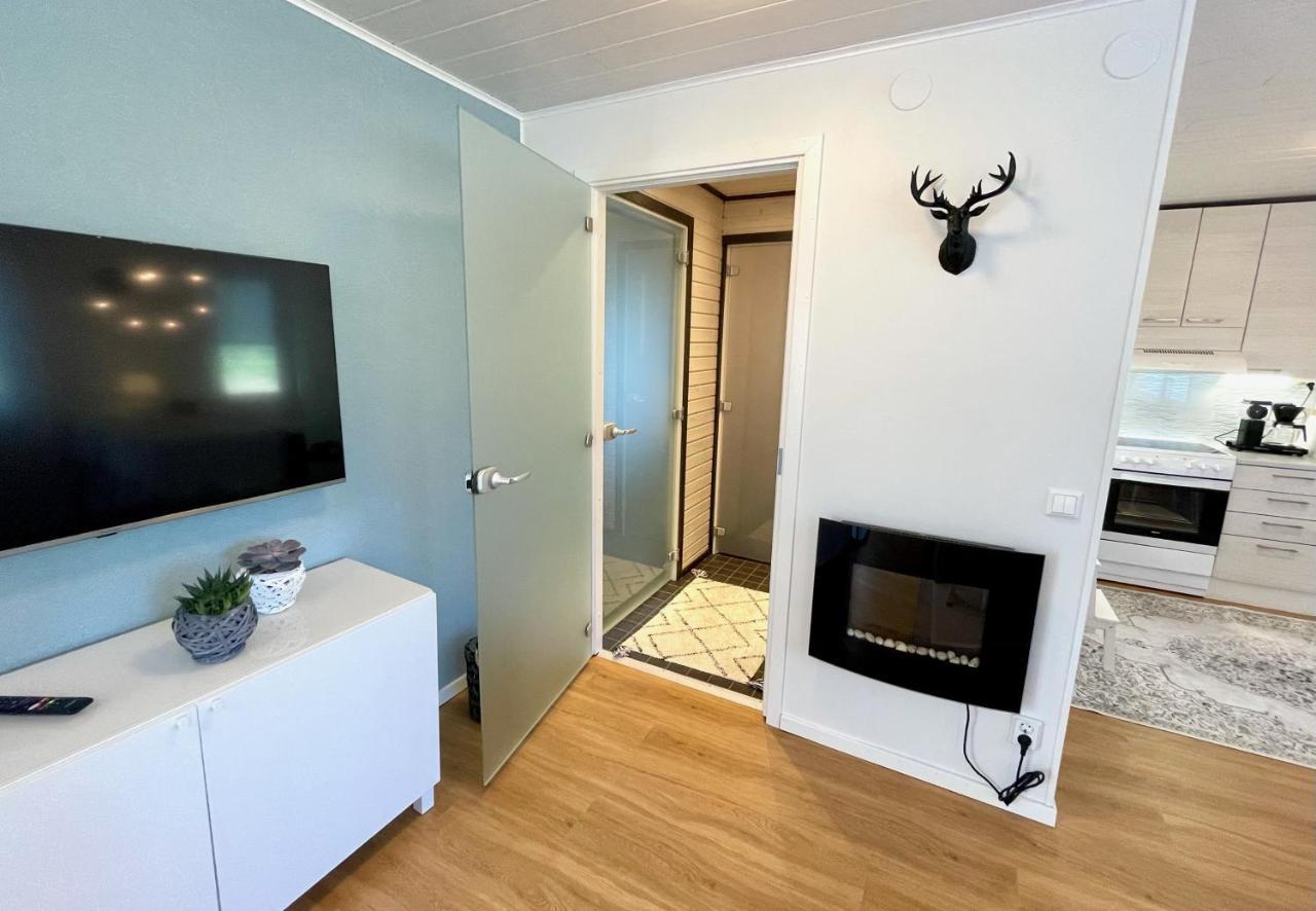Cozy Renovated House With A Lot Of Parking Space. Хапаранда Екстериор снимка