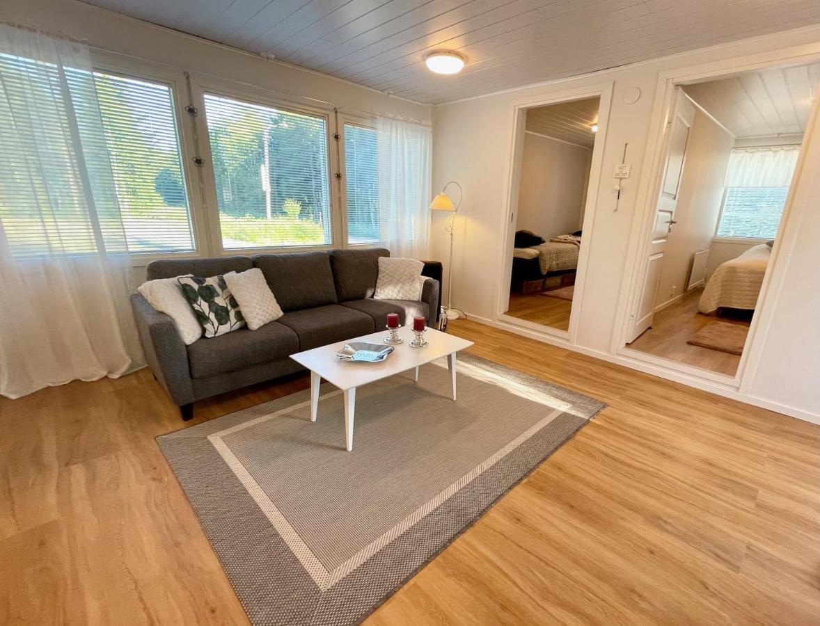 Cozy Renovated House With A Lot Of Parking Space. Хапаранда Екстериор снимка