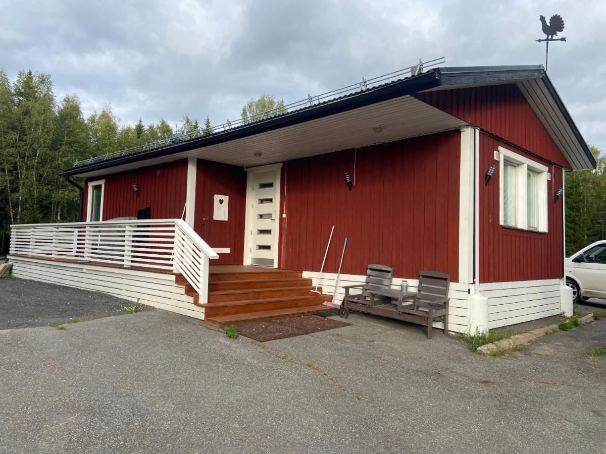 Cozy Renovated House With A Lot Of Parking Space. Хапаранда Екстериор снимка